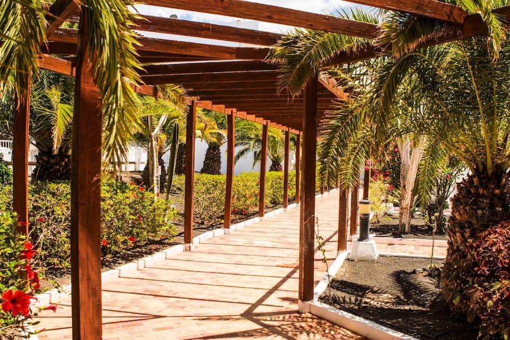 Апартаменты The Colors House Коста-Тегисе Экстерьер фото